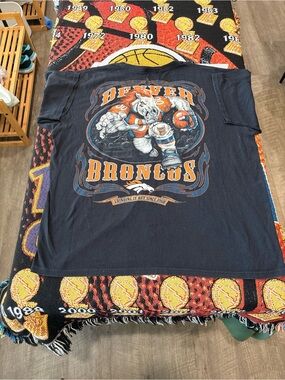 NFL denver Broncos shirt